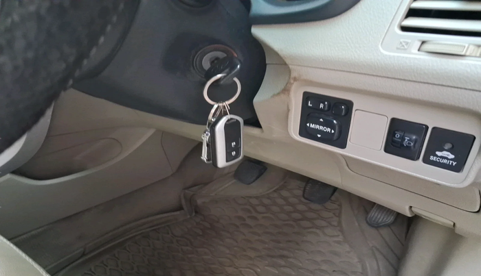 2012 Toyota Corolla Altis G PETROL, Petrol, Manual, 1,87,067 km, interior