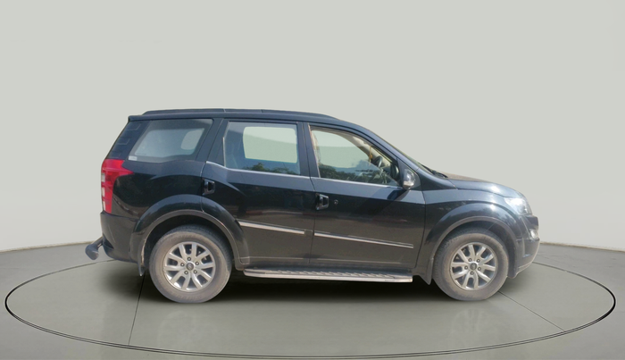 2017 Mahindra XUV500 W10, Diesel, Manual, 61,571 km, exterior