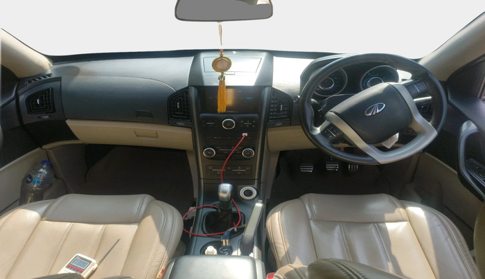 2017 Mahindra XUV500 W10, Diesel, Manual, 61,571 km, interior