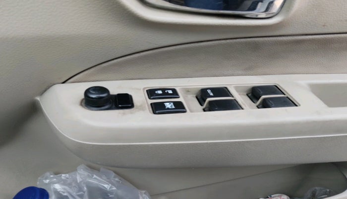 2014 Maruti Ciaz ZXI, Petrol, Manual, 78,237 km, interior