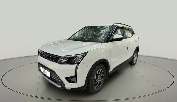 2022 Mahindra XUV300 W8 (O) 1.2 PETROL, Petrol, Manual, 35,464 km, exterior