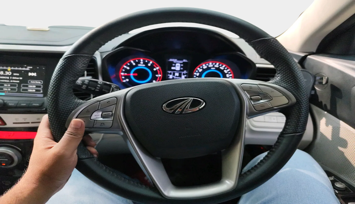 2022 Mahindra XUV300 W8 (O) 1.2 PETROL, Petrol, Manual, 35,464 km, interior