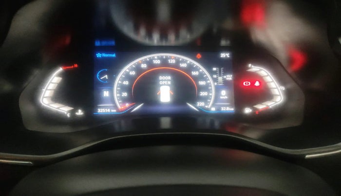 2022 Renault Kiger RXZ AMT, Petrol, Automatic, 32,514 km, interior