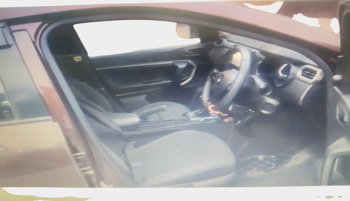 2022 Renault Kiger RXZ AMT, Petrol, Automatic, 32,514 km, interior