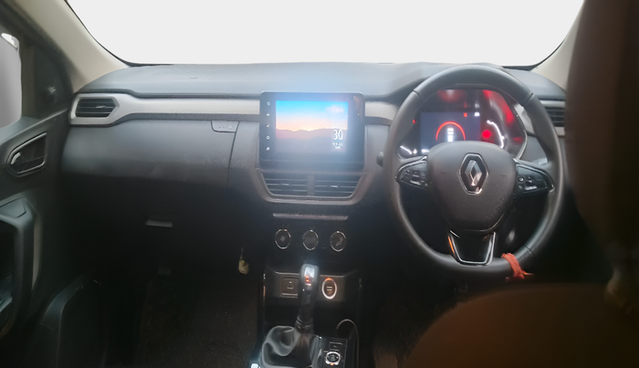 2022 Renault Kiger RXZ AMT, Petrol, Automatic, 32,514 km, interior