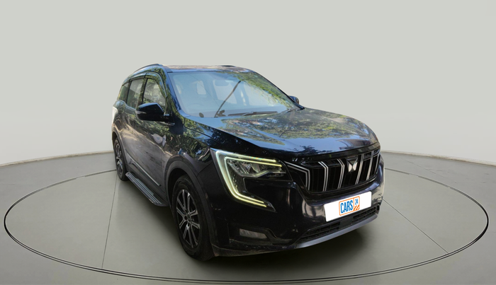 2022 Mahindra XUV700 AX 7 P AT 7 STR, Petrol, Automatic, 55,149 km, exterior
