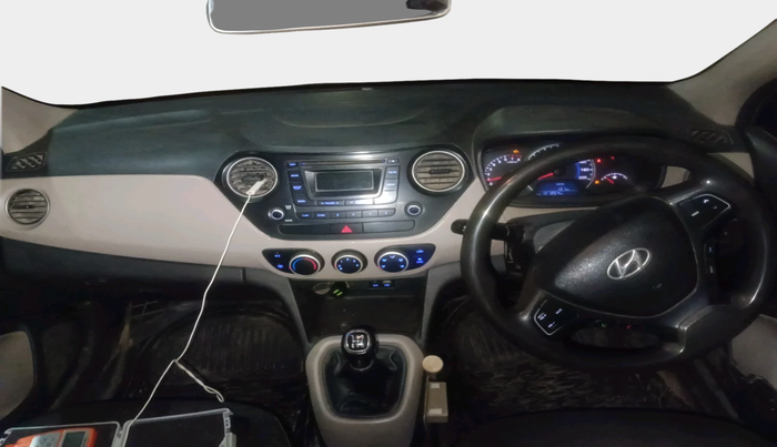 2015 Hyundai Grand i10 SPORTZ 1.2 KAPPA VTVT, Petrol, Manual, 1,01,864 km, interior