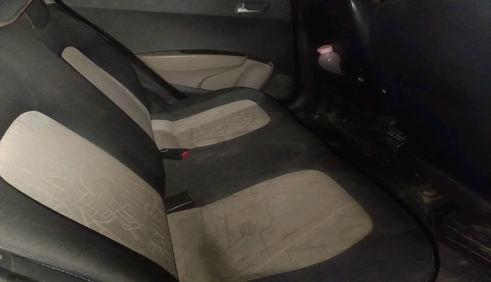 2015 Hyundai Grand i10 SPORTZ 1.2 KAPPA VTVT, Petrol, Manual, 1,01,864 km, interior