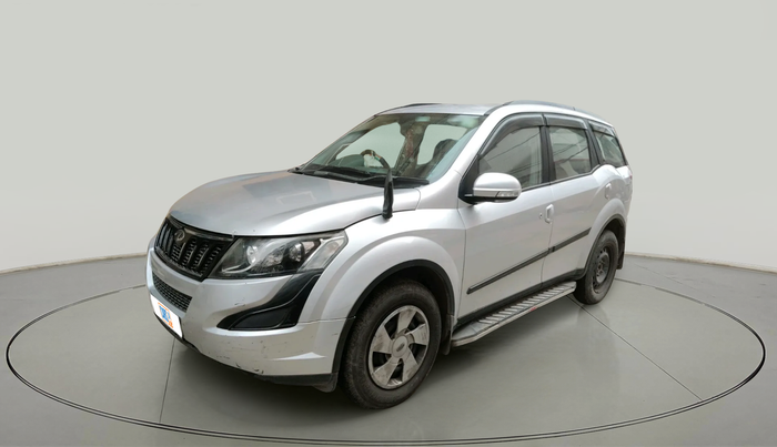2017 Mahindra XUV500 W6 1.99, Diesel, Manual, 44,000 km, exterior