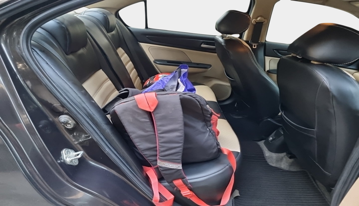 2018 Honda Amaze 1.5L I-DTEC V CVT, Diesel, Automatic, 1,43,115 km, interior