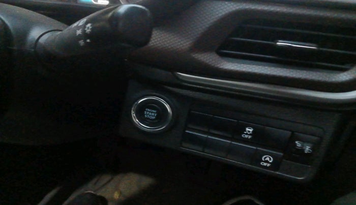 2022 Maruti BREZZA ZXI SMART HYBRID , Petrol, Manual, 36,748 km, interior