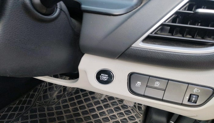 2023 KIA SELTOS  HTX 1.5 PETROL MT, Petrol, Manual, 26,528 km, interior