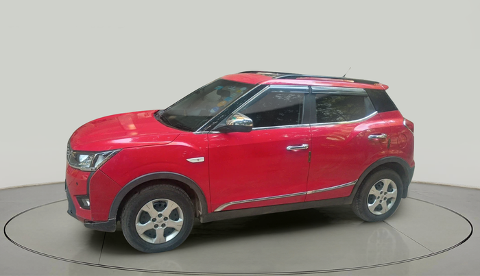 2021 Mahindra XUV300 W6 1.2 PETROL AMT, Petrol, Automatic, 67,534 km, exterior