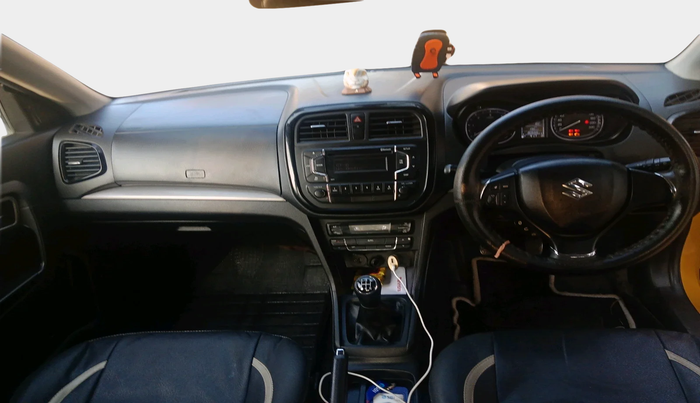 2018 Maruti Vitara Brezza ZDI, Diesel, Manual, 80,666 km, interior