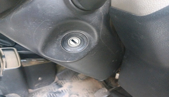 2022 Maruti Eeco 5 STR AC, Petrol, Manual, 26,178 km, interior