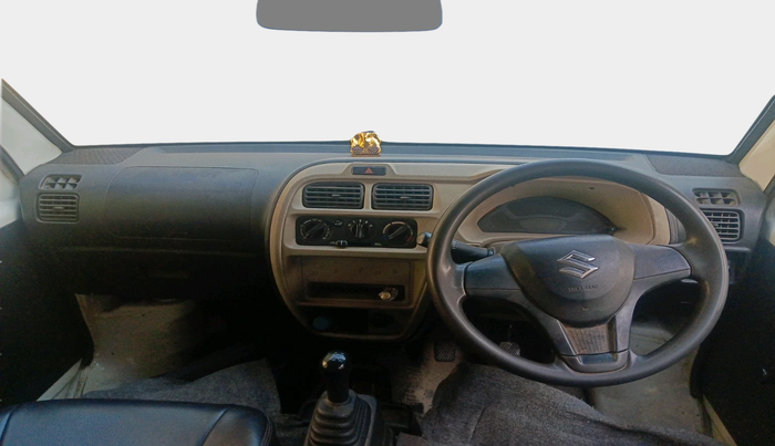 2022 Maruti Eeco 5 STR AC, Petrol, Manual, 26,178 km, interior