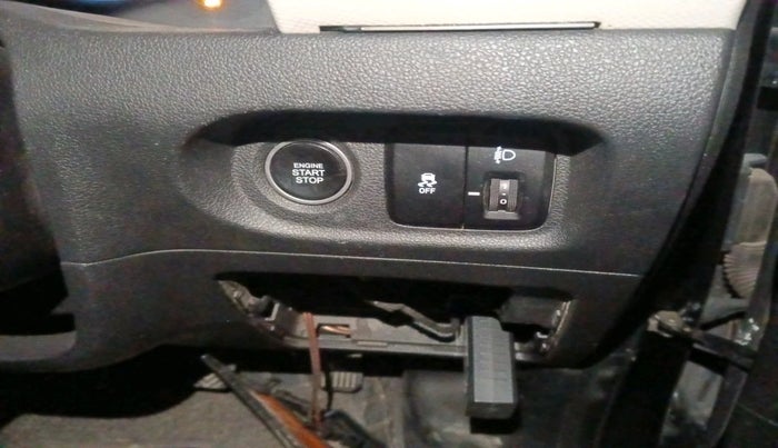 2022 Hyundai Creta SX 1.5 PETROL, Petrol, Manual, 27,949 km, interior