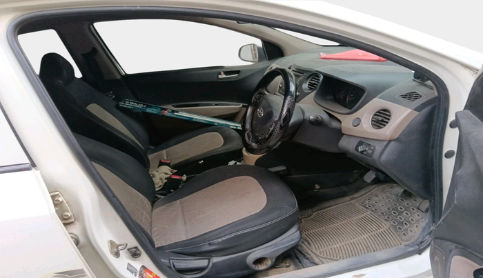 2015 Hyundai Grand i10 ASTA 1.2 KAPPA VTVT, CNG, Manual, 1,31,579 km, interior