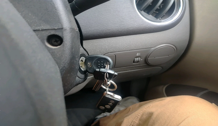 2011 Hyundai i10 MAGNA 1.1, Petrol, Manual, 36,999 km, interior