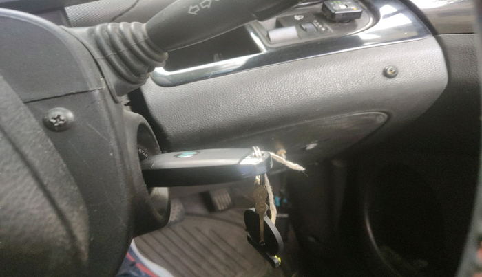 2011 Chevrolet Beat LT PETROL, Petrol, Manual, 80,290 km, interior