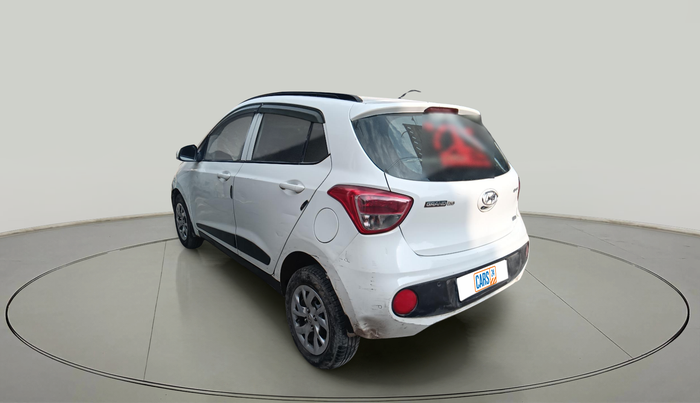 2017 Hyundai Grand i10 SPORTZ (O) 1.2 KAPPA VTVT, Petrol, Manual, 1,10,185 km, exterior