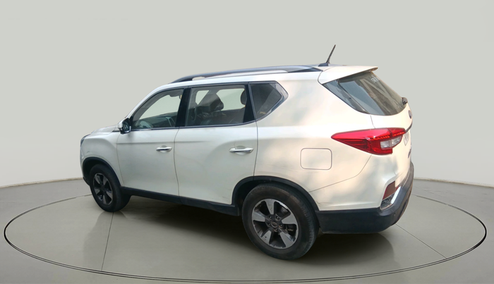2021 Mahindra ALTURAS G4 4WD AT, Diesel, Automatic, 1,00,368 km, exterior