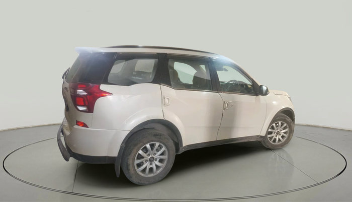 2021 Mahindra XUV500 W9, Diesel, Manual, 46,419 km, exterior