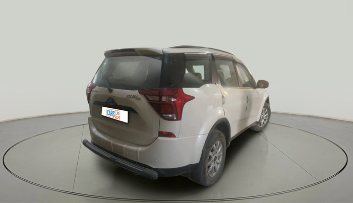 2021 Mahindra XUV500 W9, Diesel, Manual, 46,419 km, exterior