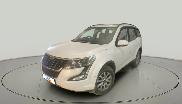 2021 Mahindra XUV500 W9, Diesel, Manual, 46,419 km, exterior
