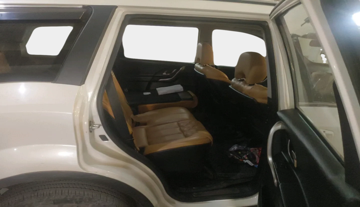 2021 Mahindra XUV500 W9, Diesel, Manual, 46,419 km, interior