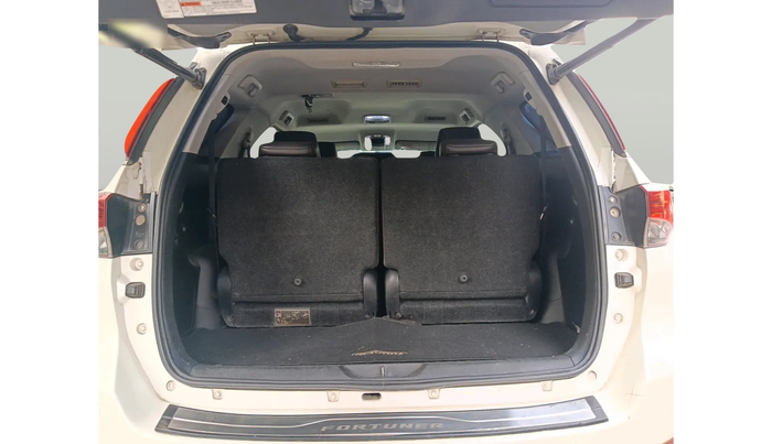 2017 Toyota Fortuner 2.8 4X2 AT, Diesel, Automatic, 86,611 km, exterior