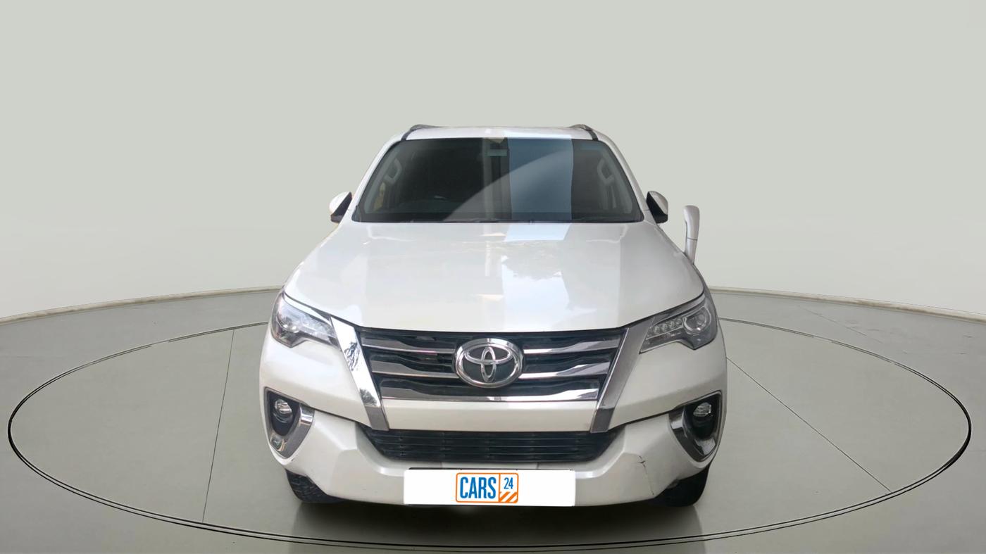 2017 Toyota Fortuner 2.8 4X2 AT, Diesel, Automatic, 86,611 km, exterior