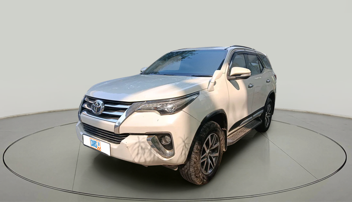 2017 Toyota Fortuner 2.8 4X2 AT, Diesel, Automatic, 86,611 km, exterior