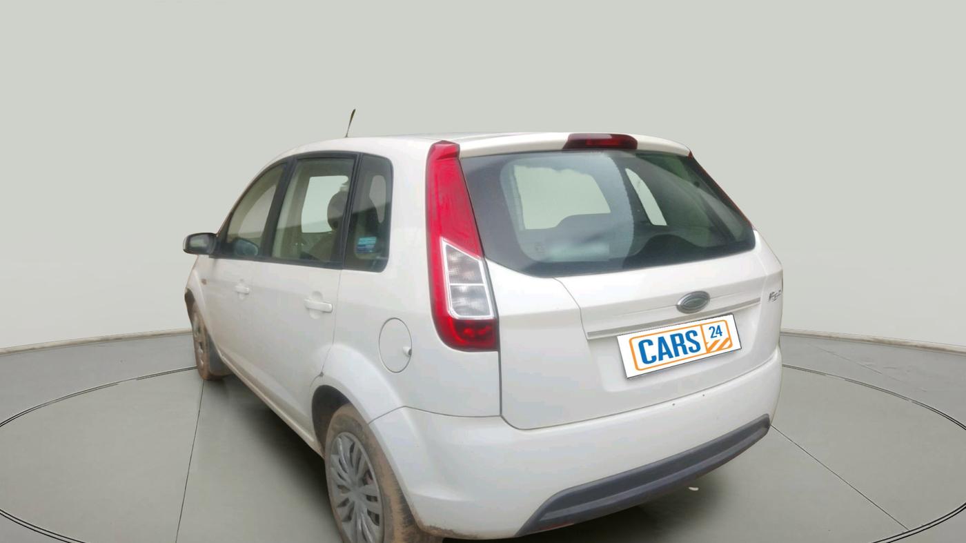 2014 Ford Figo ZXI 1.2 PETROL, Petrol, Manual, 1,08,295 km, exterior