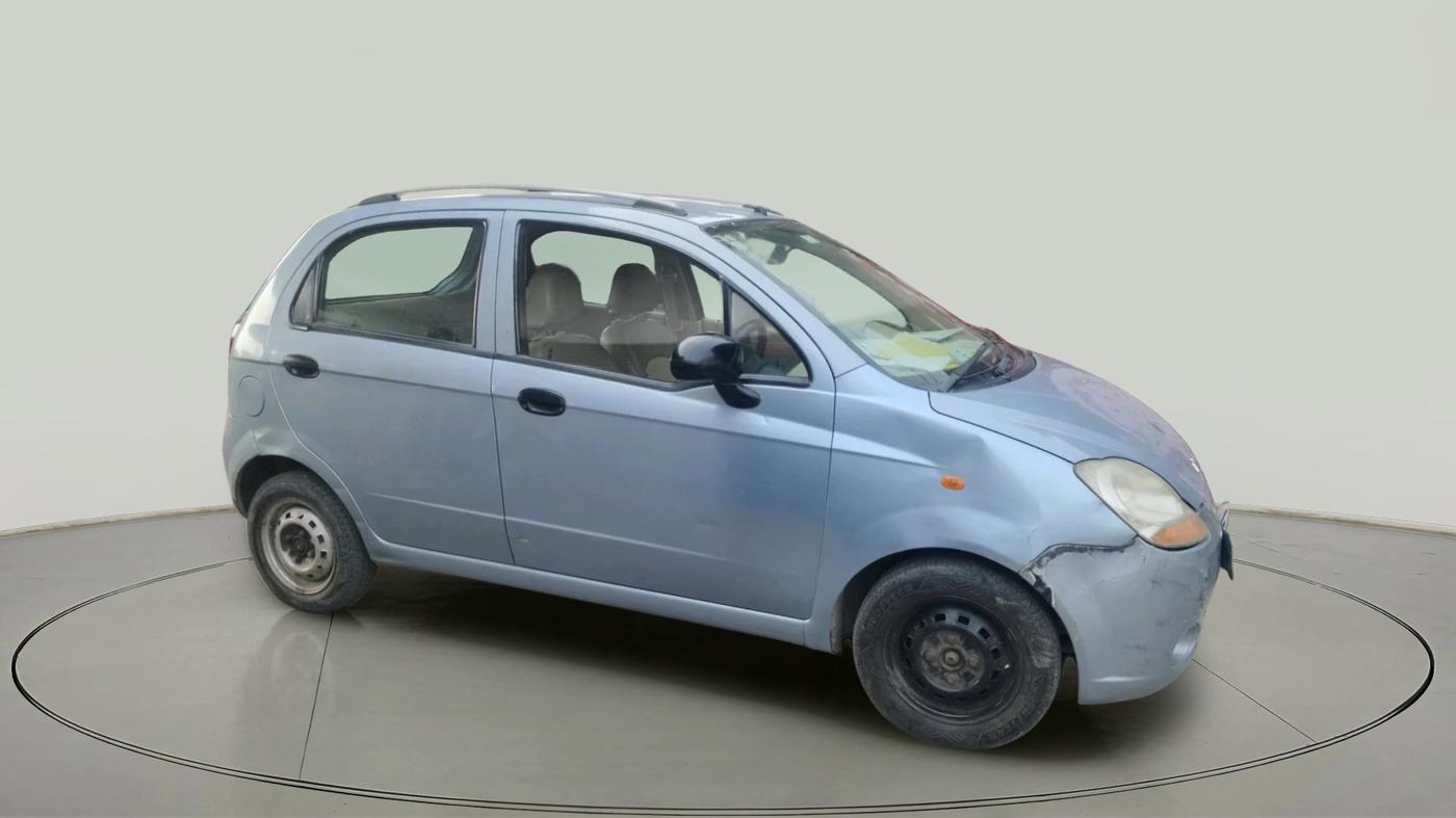 2011 Chevrolet Spark LT 1.0, CNG, Manual, 1,06,605 km, exterior