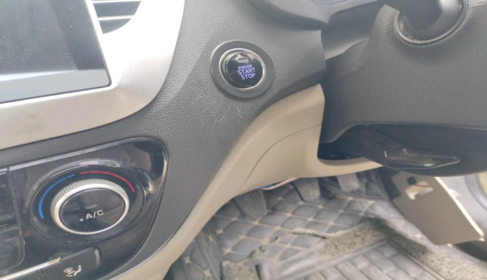 2018 Hyundai Verna 1.6 VTVT SX O, Petrol, Manual, 30,195 km, interior