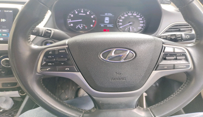 2018 Hyundai Verna 1.6 VTVT SX O, Petrol, Manual, 30,195 km, interior