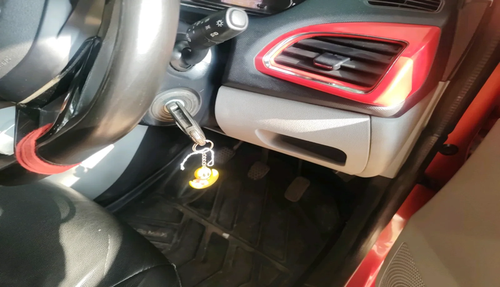 2020 Tata Tiago XZ PLUS PETROL, Petrol, Manual, 64,726 km, interior