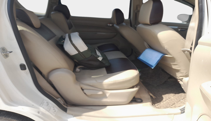 2017 Maruti Ertiga ZDI + SHVS, Diesel, Manual, 1,17,375 km, interior