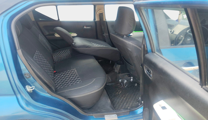 2017 Maruti IGNIS DELTA 1.2, Petrol, Manual, 1,07,869 km, interior
