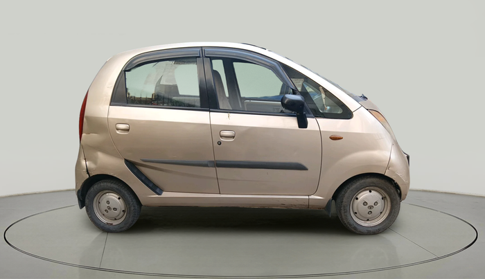 2010 Tata Nano LX, Petrol, Manual, 31,682 km, exterior