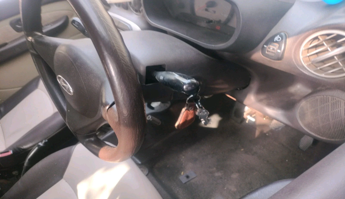 2011 Hyundai Santro Xing GL PLUS, Petrol, Manual, 1,12,513 km, interior