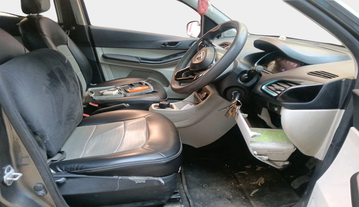 2023 Tata TIAGO EV XT LONG RANGE, Electric, Automatic, 54,653 km, interior