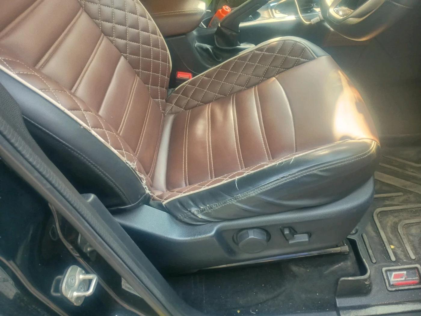 2022 Mahindra SCORPIO-N Z8 PETROL AT 7 STR, Petrol, Automatic, 1,07,355 km, interior