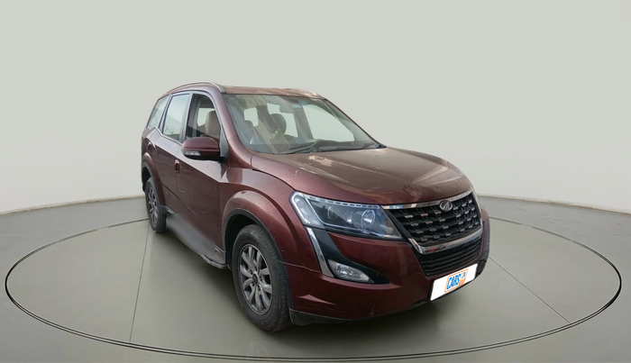 2018 Mahindra XUV500 W11, Diesel, Manual, 78,053 km, exterior