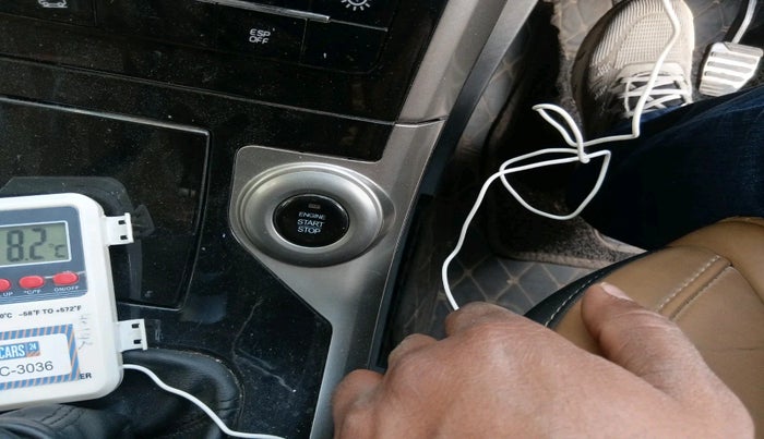 2018 Mahindra XUV500 W11, Diesel, Manual, 78,053 km, interior