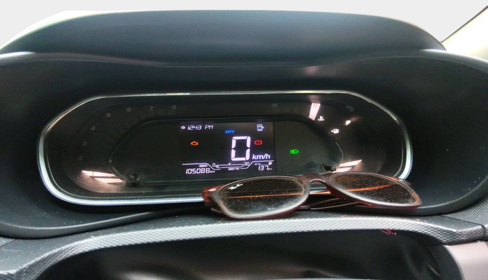 2020 Tata NEXON XZ PLUS SUNROOF PETROL DUAL TONE, CNG, Manual, 1,05,088 km, interior