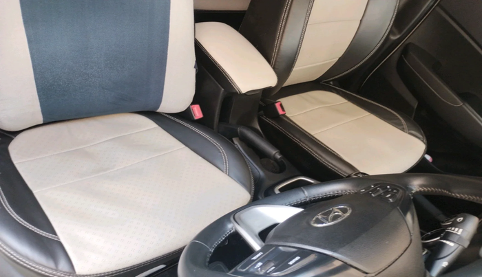 2019 Hyundai VENUE SX 1.4 CRDI, Diesel, Manual, 76,288 km, interior