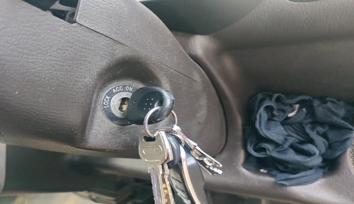 2011 Hyundai Santro Xing GL PLUS, Petrol, Manual, 1,29,148 km, interior