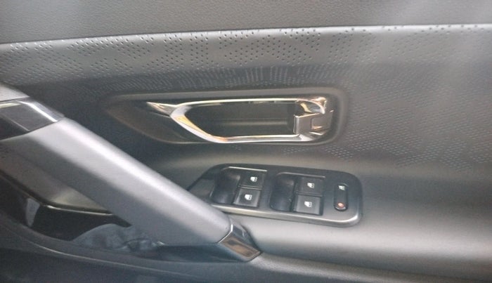 2022 Tata Safari XZA PLUS, Diesel, Automatic, 38,209 km, interior